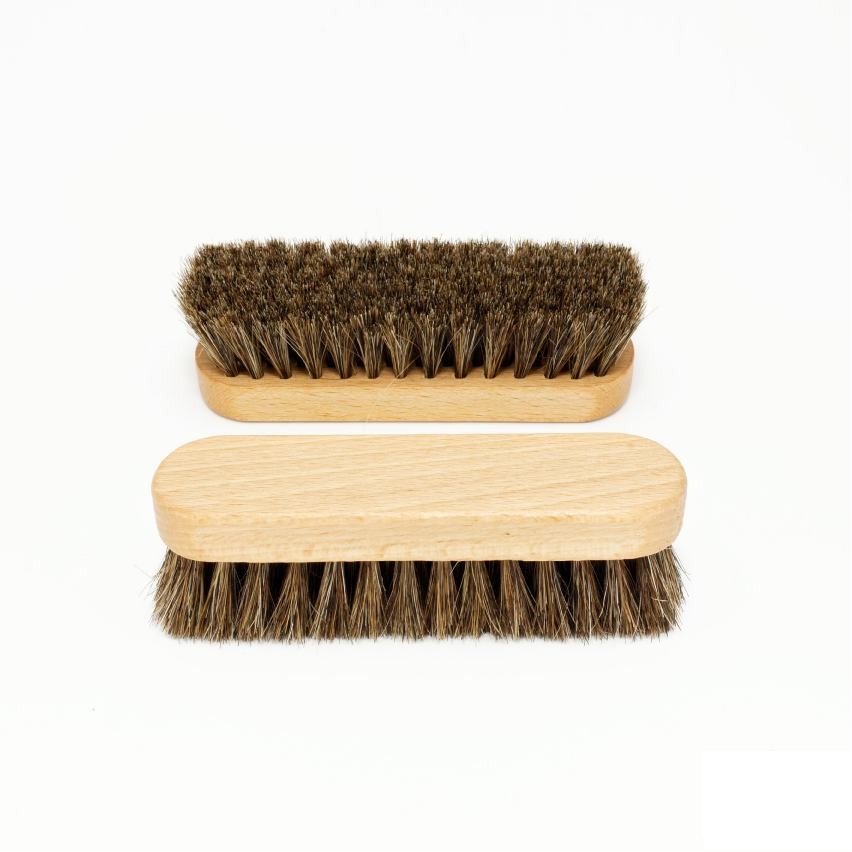 Brosse à reluire